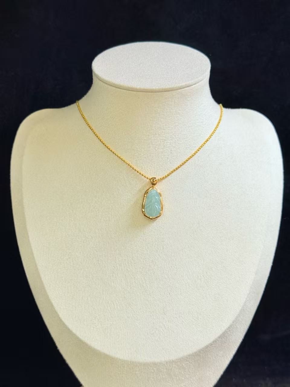 Beautiful Natural jadeite sky blue leaf shape pendant
