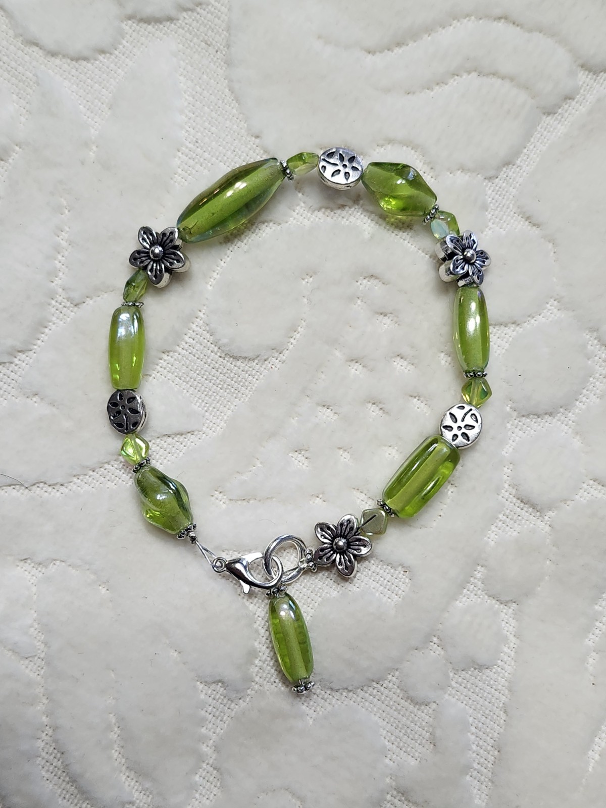 Handmade Iridescent Lime Green and Floral Silver Metal Beaded 8″ Bracelet.