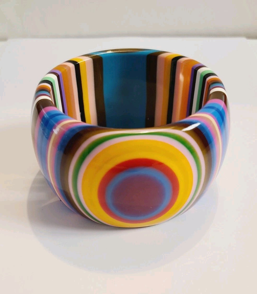 CHUNKY WIDE POP ART MULTICOLORED RAINBOW STRIPED RESIN CUFF BRACELET SIZE 8