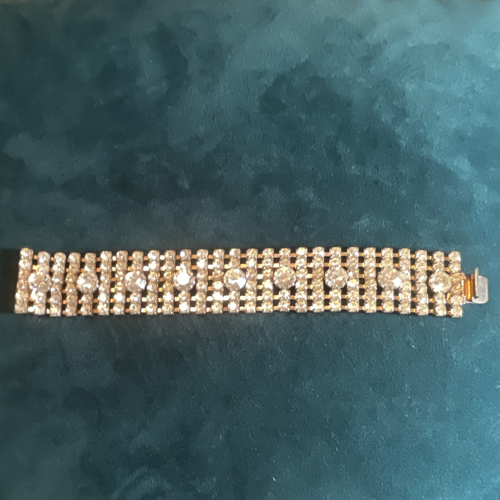 Vintage Silver Tone Clear Crystal Tennis Link Chain Bracelet & Clip on earrings