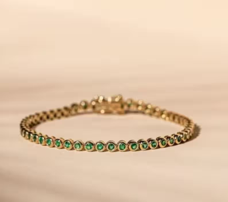 5 Ct Round Cut Simulated Emerald Women’s Tennis Bracelet 14K Yellow Gold Plated