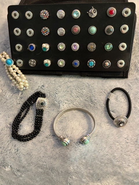 Snap Charms with Bracelets and Removal Tool