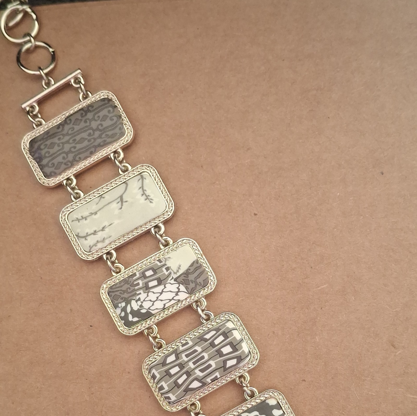 Signed Jilzarah Handmade Clay Reversible Gold Plated Link Bracelet