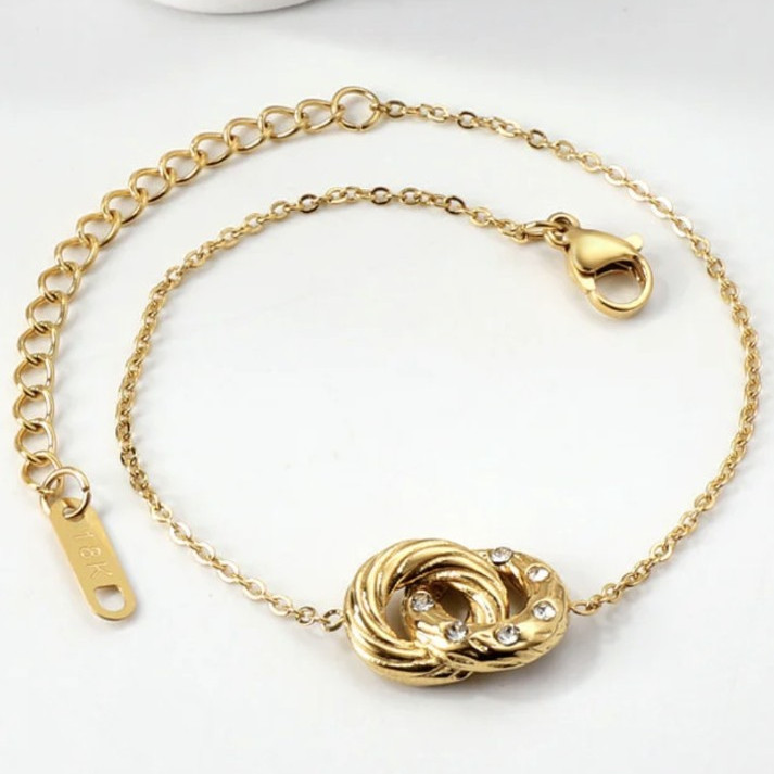 18K Gold Tone Cable Chain Bracelet Knot Dangle Charm Clear Sim Diamond Signed